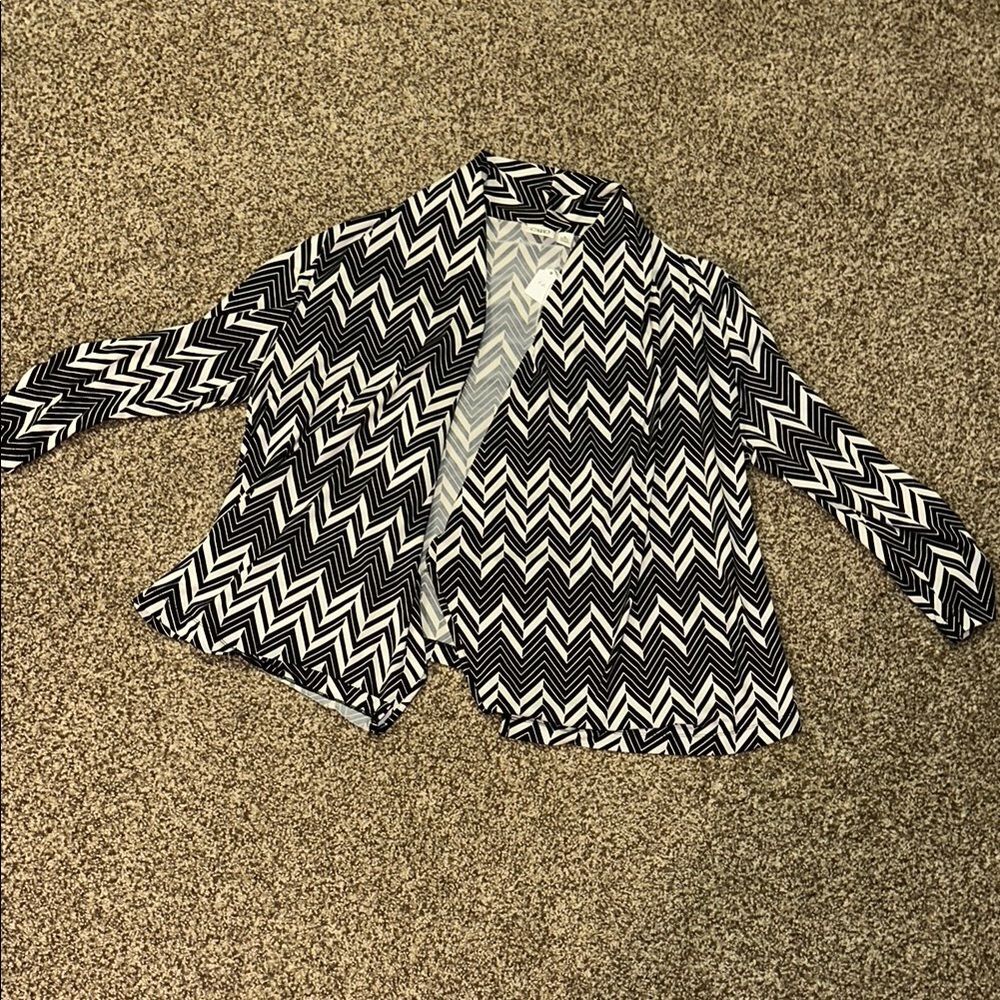 Cato Chevron Patterned Black and White Women's open jacket